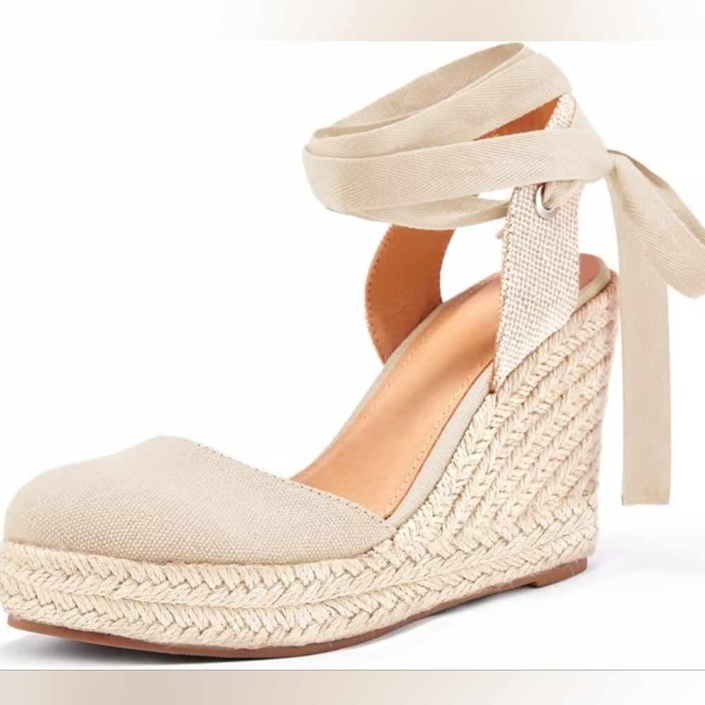 Elegant Beige Wedge Espadrilles